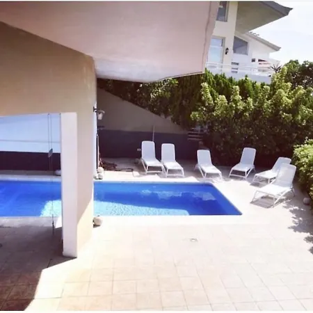 Chalet Del Dallas Vila *
